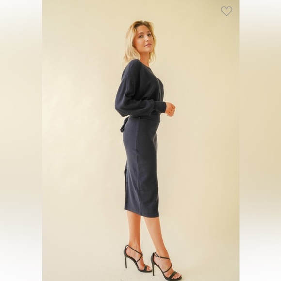 🆕Sweater Dress Dolman Sleeve Boat Neck Navy Belted Waist S, M & L Available - Picture 6 of 7